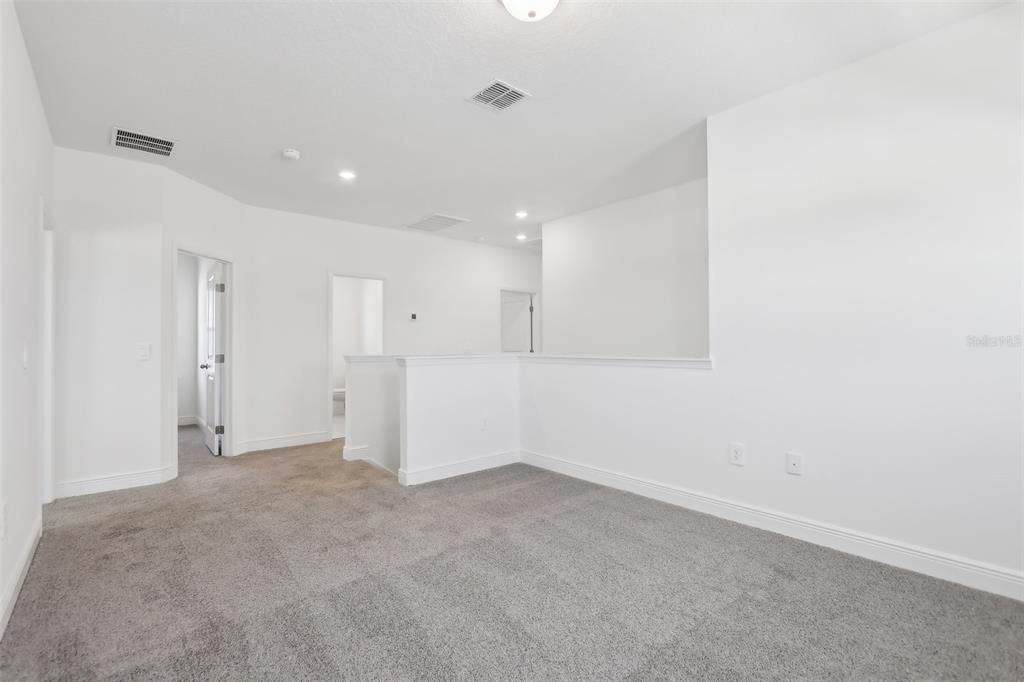 На продажу: $445,735 (4 спален, 2 ванн, 2054 Квадратных фут)