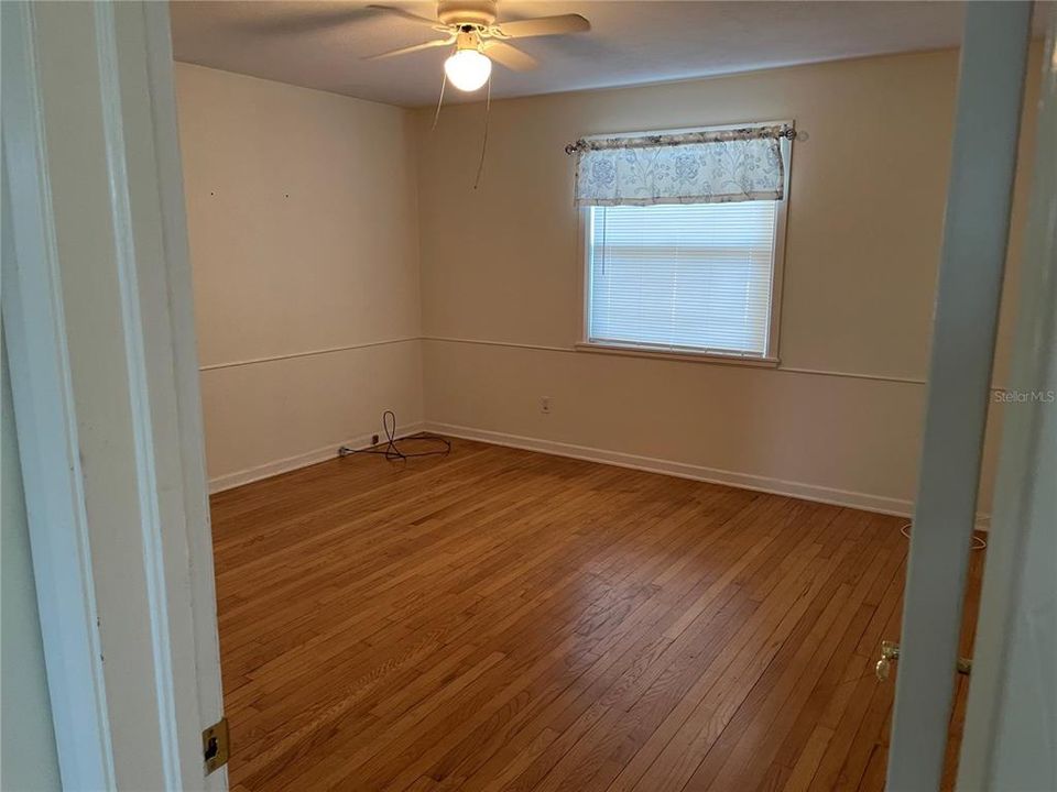 待售: $549,000 (3 贝兹, 0 浴室, 1494 平方英尺)