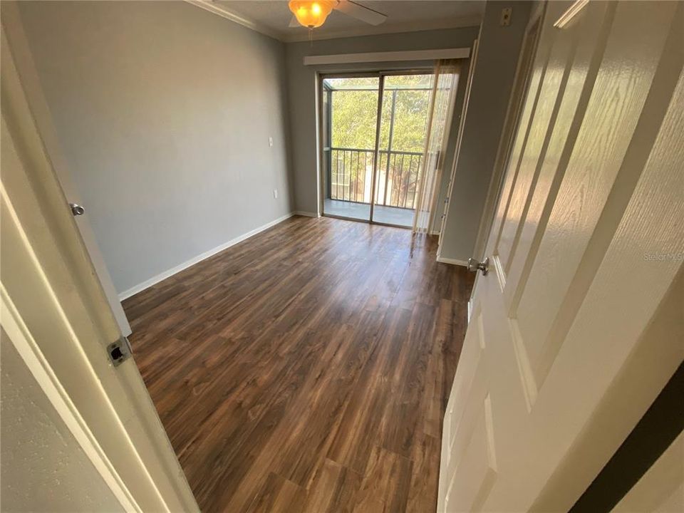 For Sale: $100,000 (1 beds, 1 baths, 496 Square Feet)