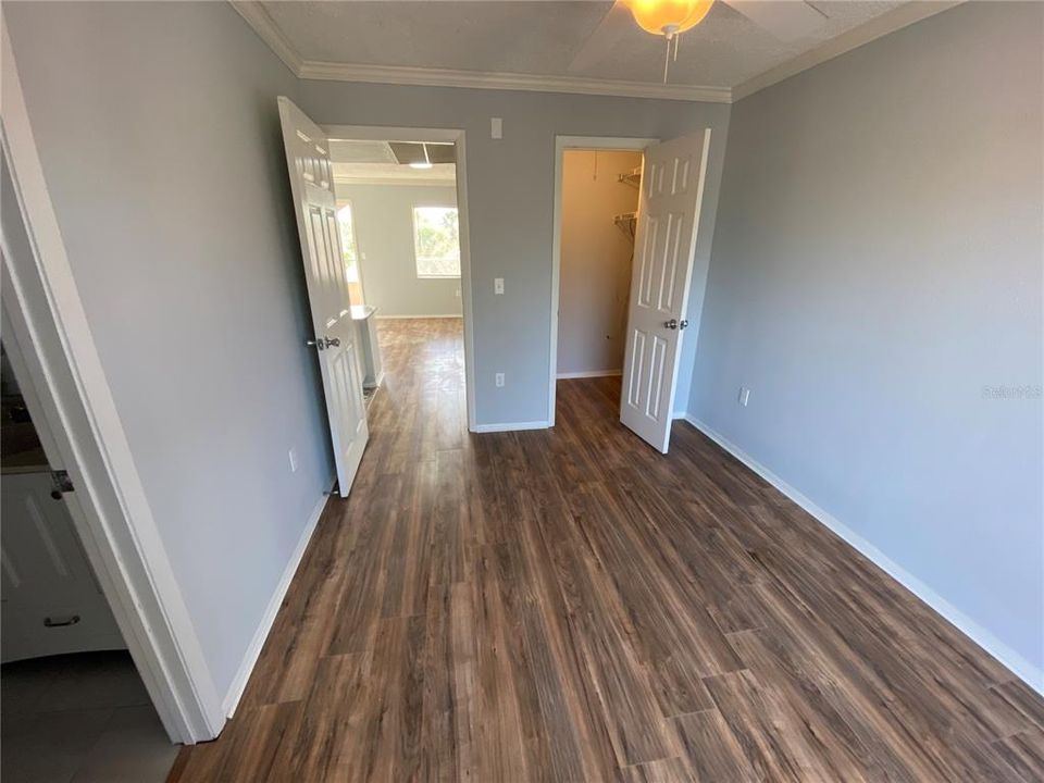 For Sale: $100,000 (1 beds, 1 baths, 496 Square Feet)