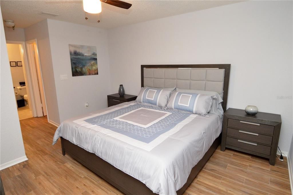 For Rent: $2,700 (2 beds, 2 baths, 1015 Square Feet)