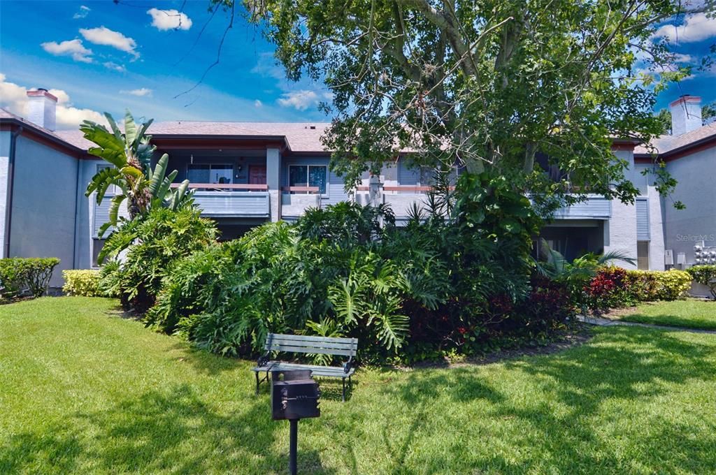 For Rent: $2,700 (2 beds, 2 baths, 1015 Square Feet)