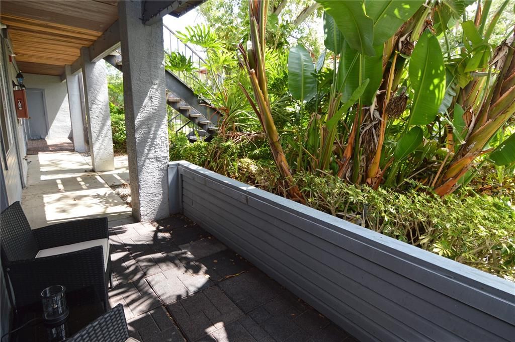 For Rent: $2,700 (2 beds, 2 baths, 1015 Square Feet)