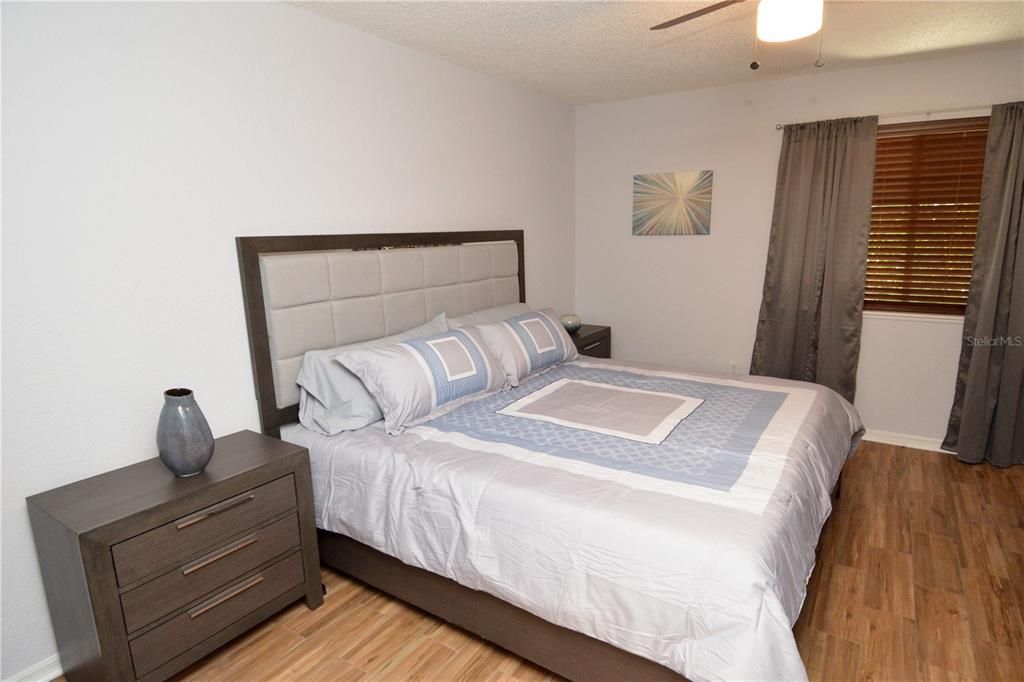 For Rent: $2,700 (2 beds, 2 baths, 1015 Square Feet)