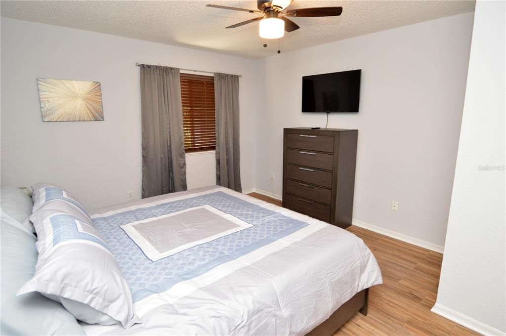 For Rent: $2,700 (2 beds, 2 baths, 1015 Square Feet)