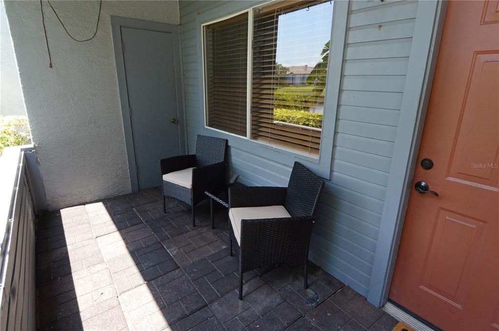 For Rent: $2,700 (2 beds, 2 baths, 1015 Square Feet)