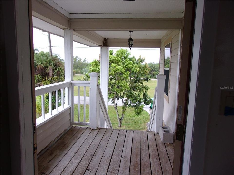 For Rent: $3,350 (2 beds, 2 baths, 1166 Square Feet)