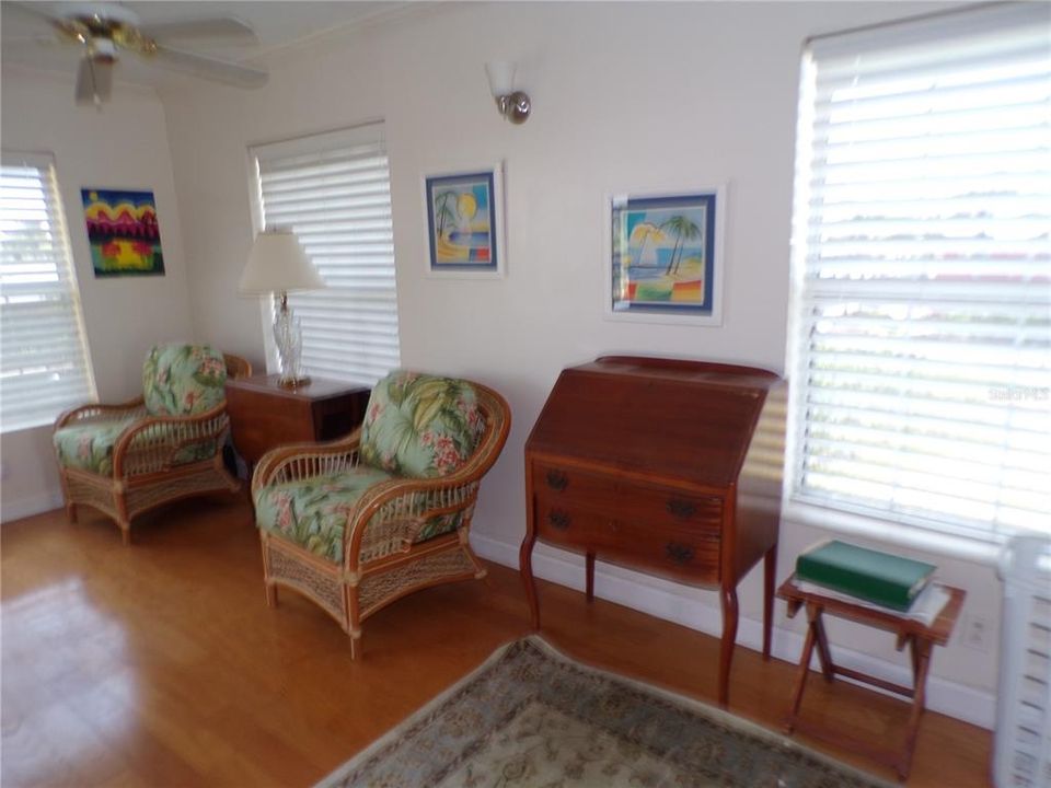 For Rent: $3,350 (2 beds, 2 baths, 1166 Square Feet)