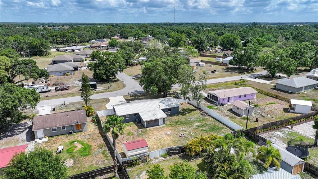 For Sale: $284,000 (4 beds, 2 baths, 1594 Square Feet)