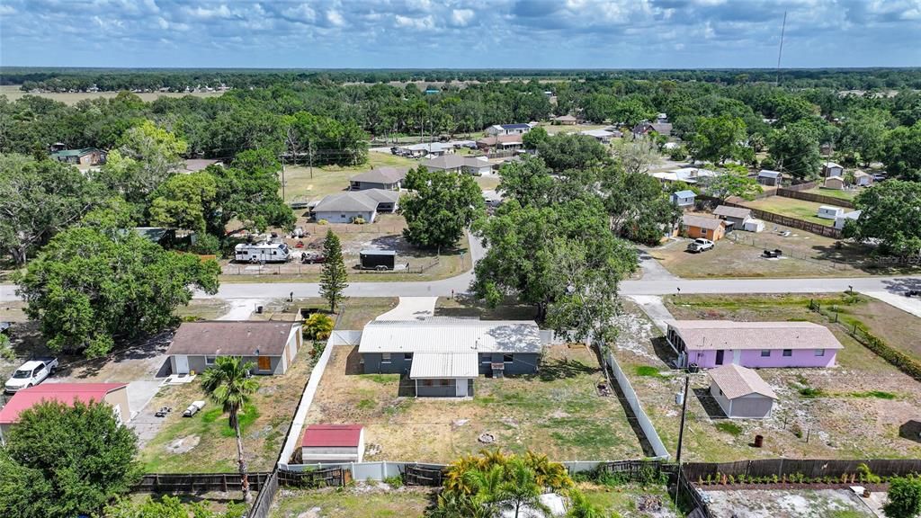 For Sale: $284,000 (4 beds, 2 baths, 1594 Square Feet)