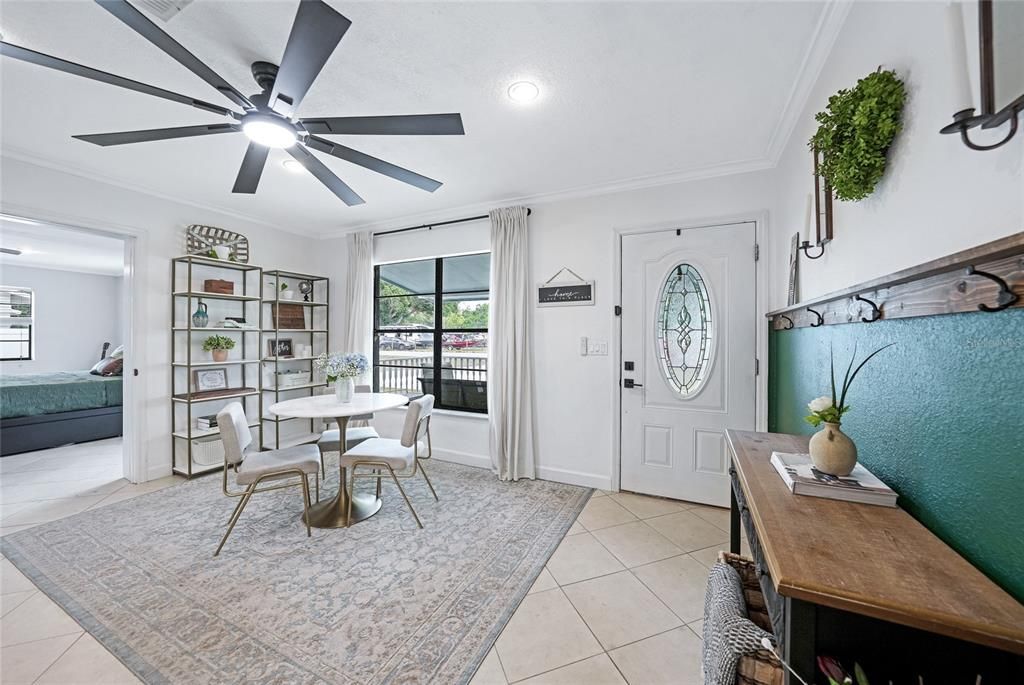 For Sale: $284,000 (4 beds, 2 baths, 1594 Square Feet)