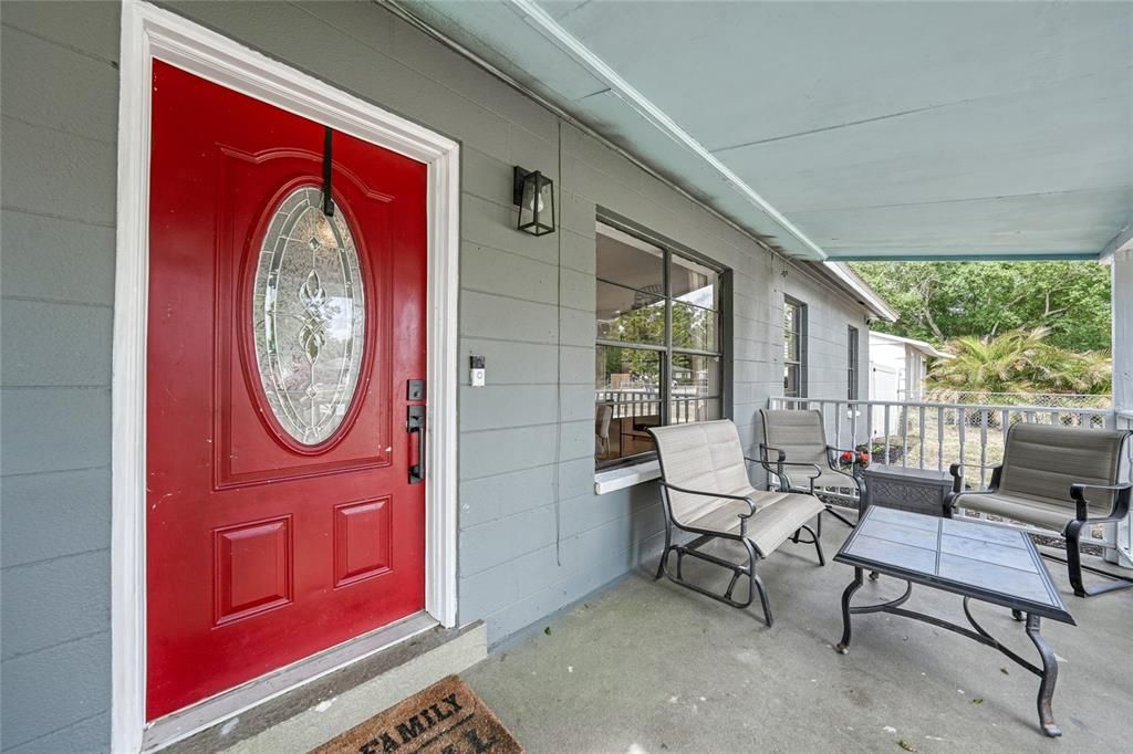 For Sale: $284,000 (4 beds, 2 baths, 1594 Square Feet)