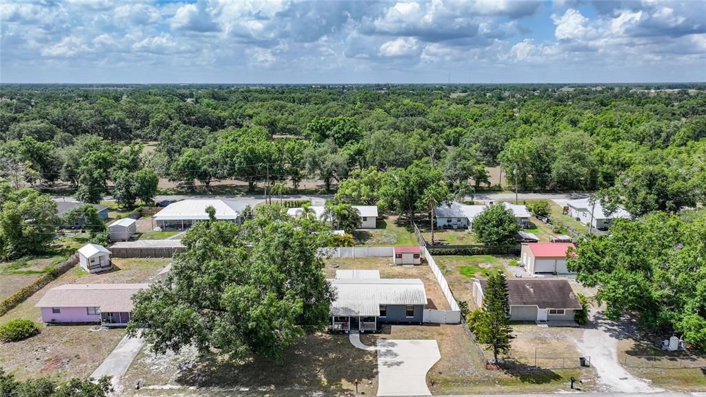 For Sale: $284,000 (4 beds, 2 baths, 1594 Square Feet)