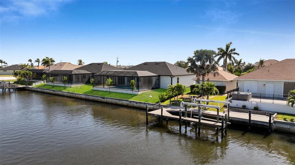 For Sale: $815,000 (3 beds, 3 baths, 2100 Square Feet)