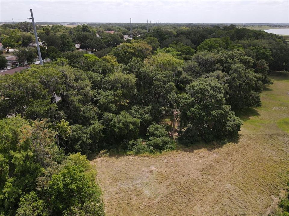 На продажу: $350,000 (0.56 acres)