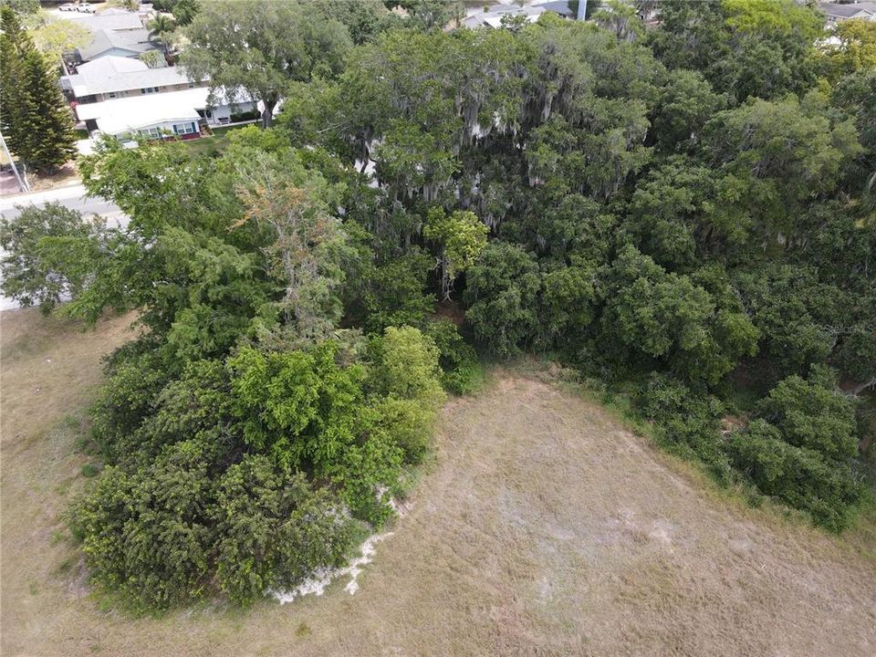 На продажу: $350,000 (0.56 acres)