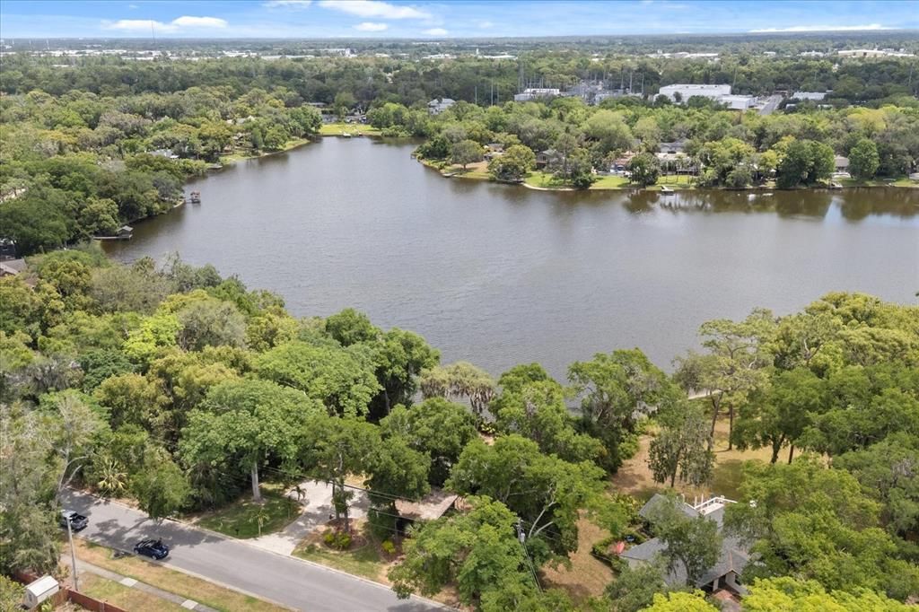 For Sale: $675,000 (3 beds, 3 baths, 1800 Square Feet)