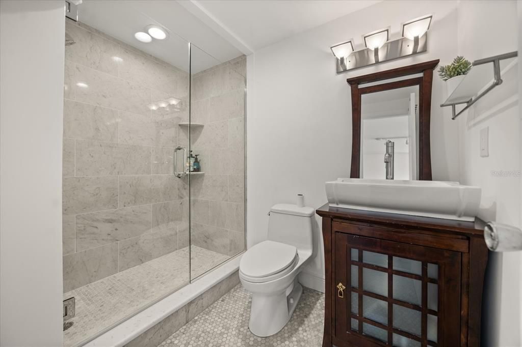 For Sale: $675,000 (3 beds, 3 baths, 1800 Square Feet)