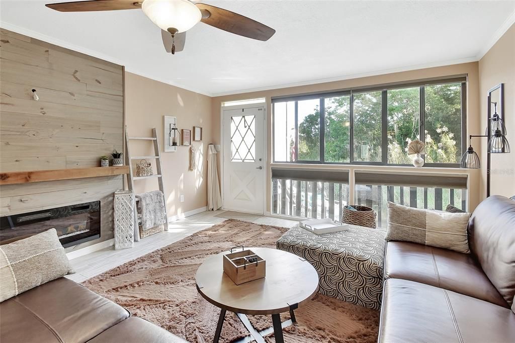 На продажу: $265,000 (2 спален, 1 ванн, 1260 Квадратных фут)