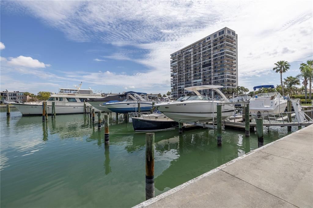 Activo con contrato: $155,000 (1 camas, 1 baños, 600 Pies cuadrados)