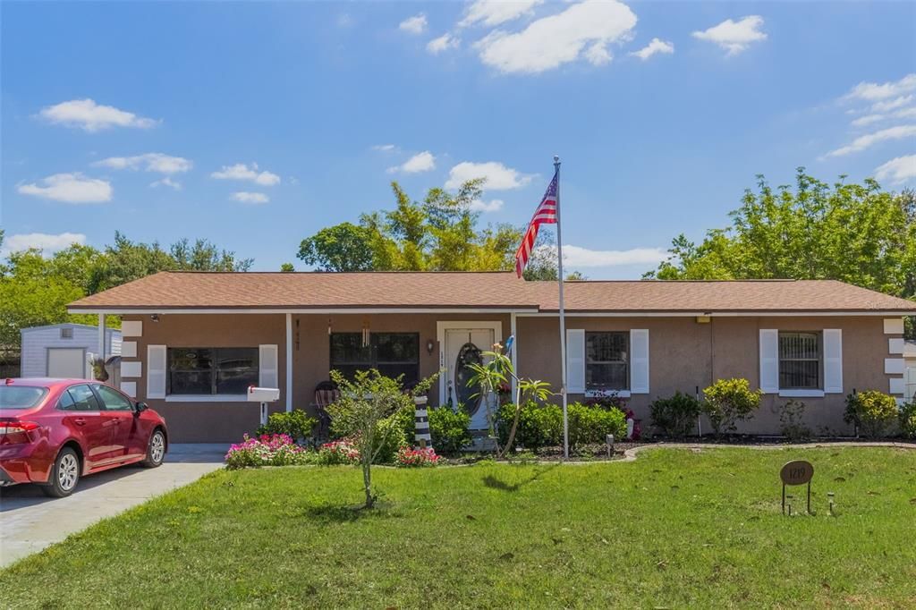 Recently Sold: $270,000 (3 beds, 2 baths, 1223 Square Feet)