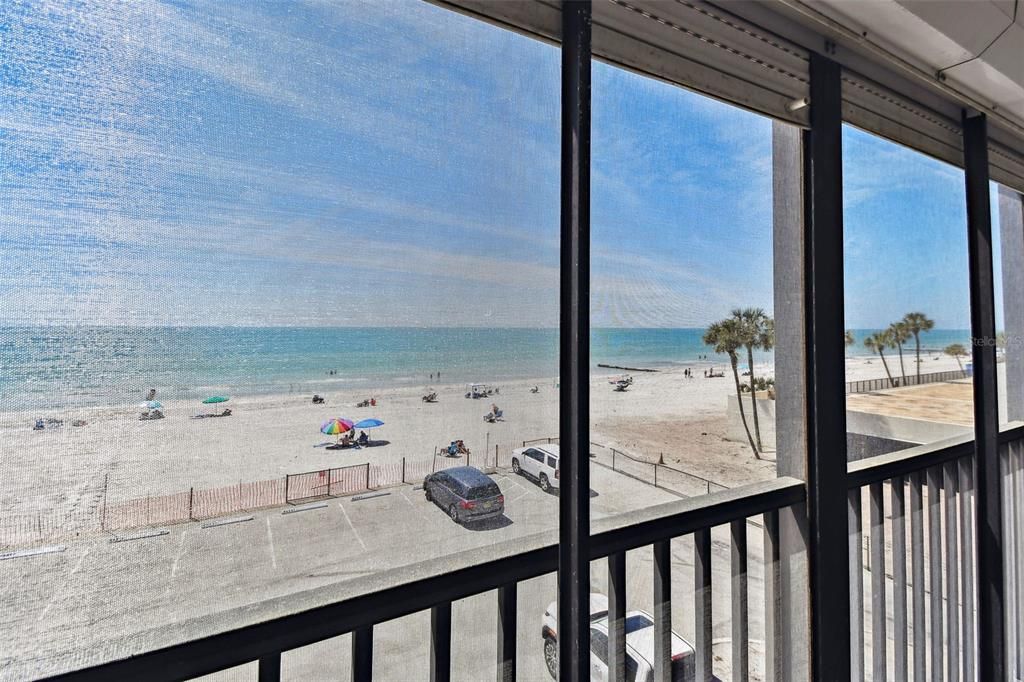 待售: $575,000 (2 贝兹, 2 浴室, 1100 平方英尺)