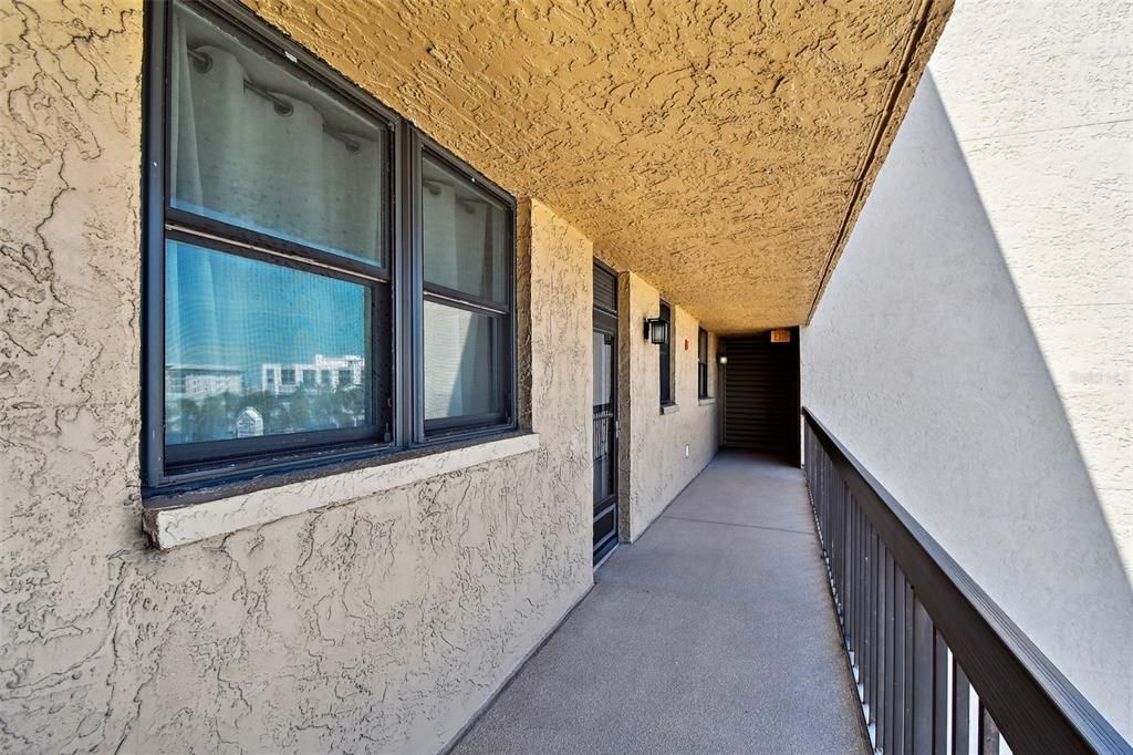 待售: $575,000 (2 贝兹, 2 浴室, 1100 平方英尺)