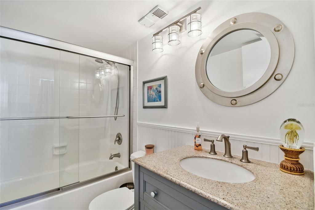 待售: $575,000 (2 贝兹, 2 浴室, 1100 平方英尺)