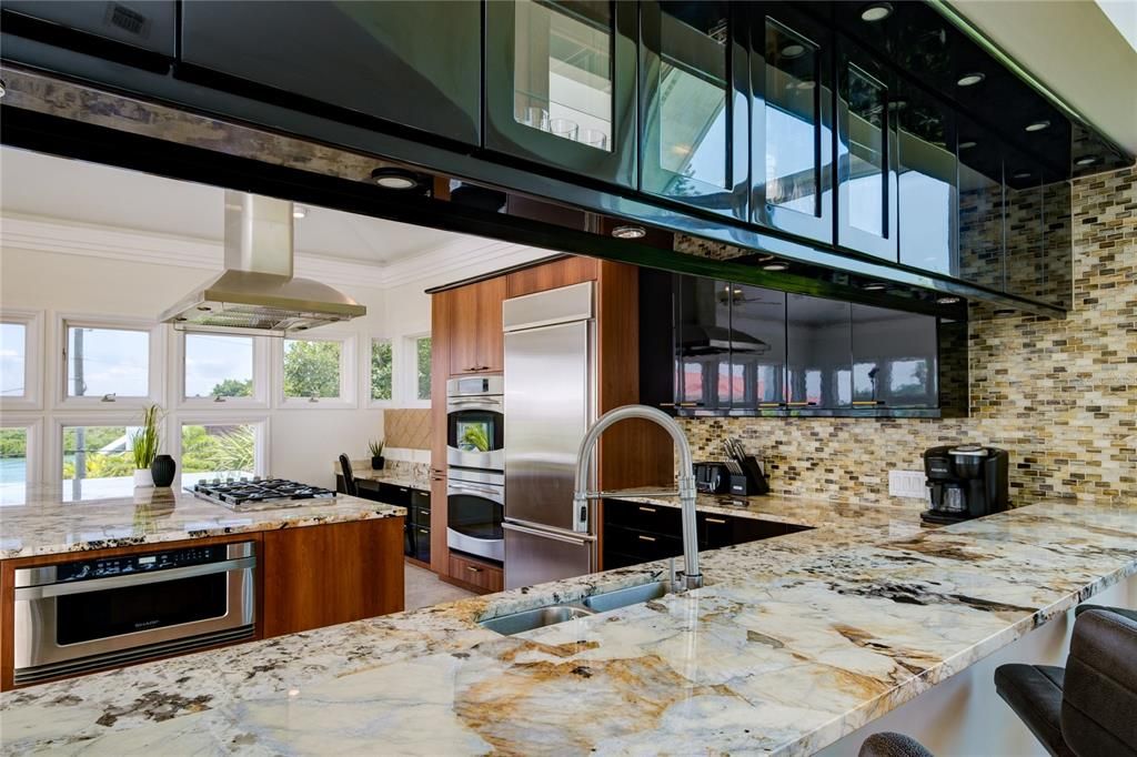 出租: $8,000 (3 贝兹, 2 浴室, 3284 平方英尺)