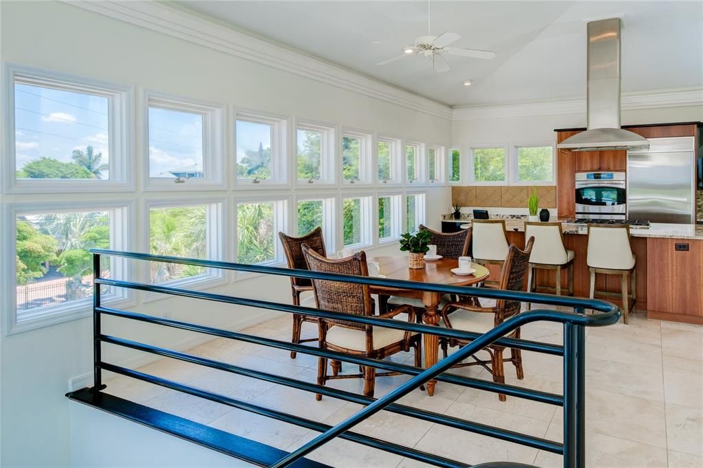 出租: $8,000 (3 贝兹, 2 浴室, 3284 平方英尺)