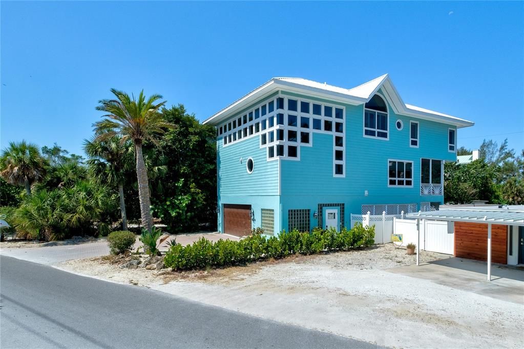 出租: $8,000 (3 贝兹, 2 浴室, 3284 平方英尺)