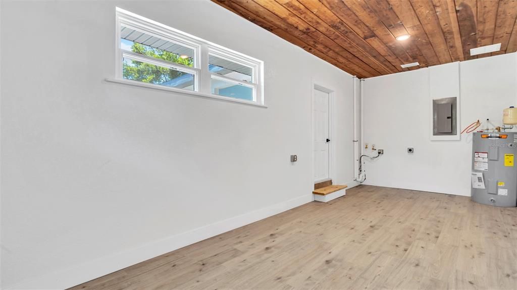 En Venta: $609,900 (4 camas, 3 baños, 2633 Pies cuadrados)