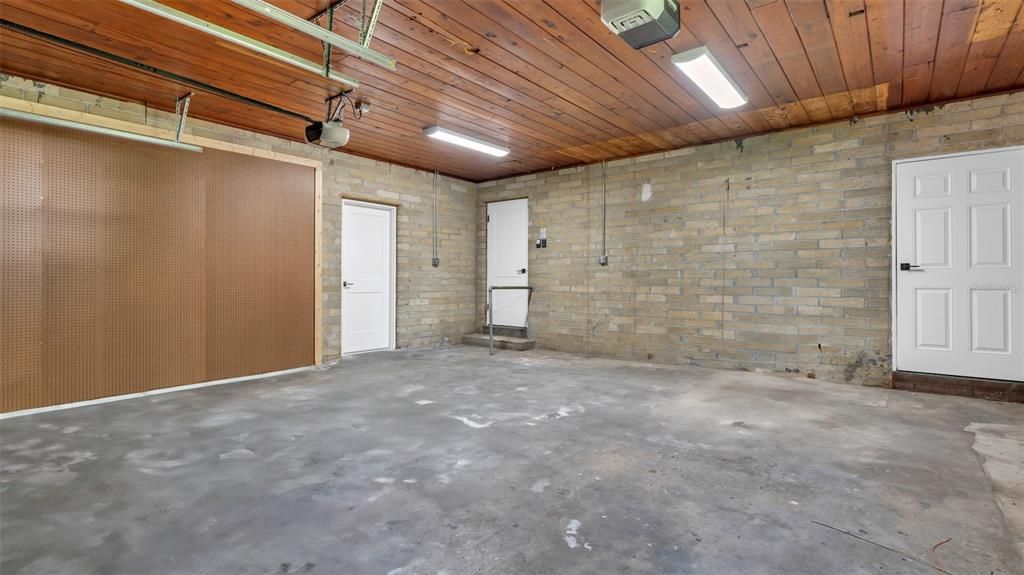 En Venta: $609,900 (4 camas, 3 baños, 2633 Pies cuadrados)