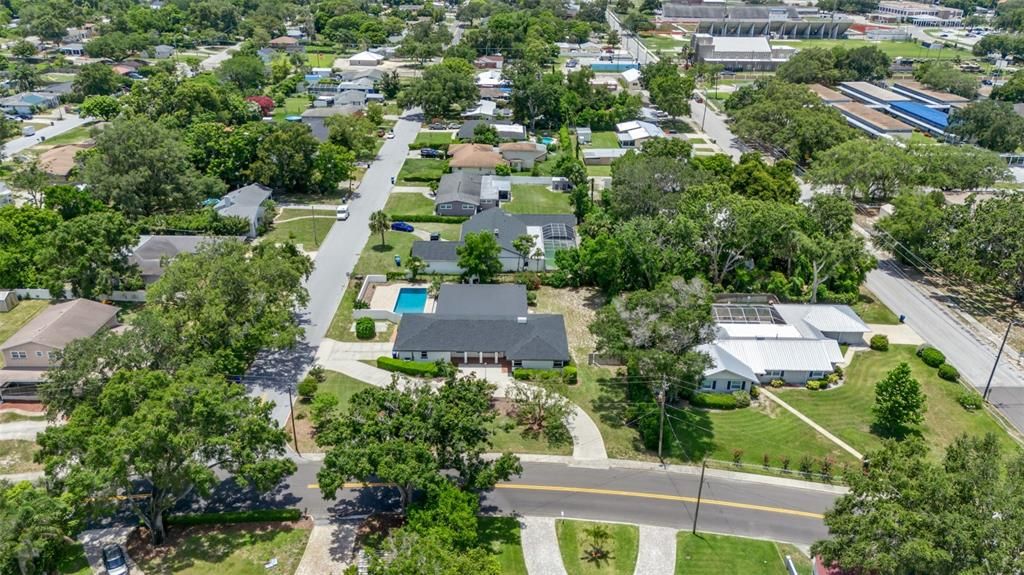 En Venta: $609,900 (4 camas, 3 baños, 2633 Pies cuadrados)