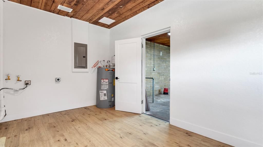 En Venta: $609,900 (4 camas, 3 baños, 2633 Pies cuadrados)