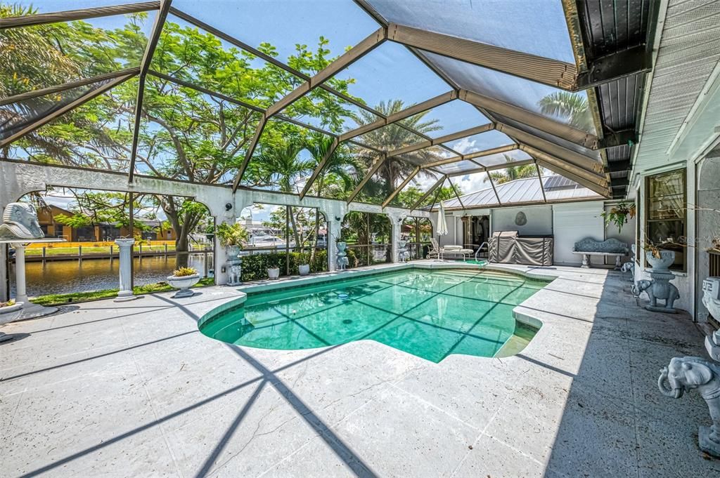 Active With Contract: $599,000 (4 beds, 3 baths, 2658 Square Feet)