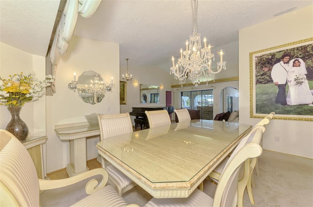 Active With Contract: $599,000 (4 beds, 3 baths, 2658 Square Feet)