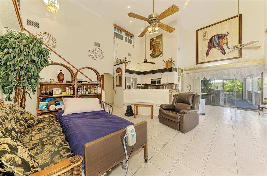 Active With Contract: $599,000 (4 beds, 3 baths, 2658 Square Feet)