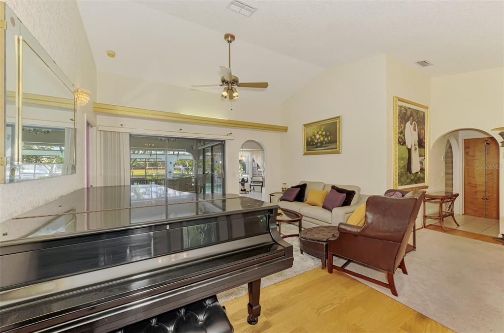 Active With Contract: $599,000 (4 beds, 3 baths, 2658 Square Feet)