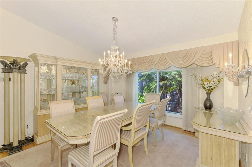 Active With Contract: $599,000 (4 beds, 3 baths, 2658 Square Feet)