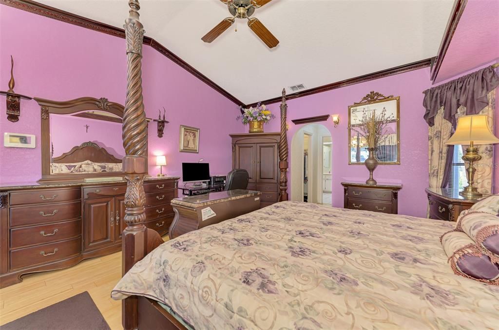 Active With Contract: $599,000 (4 beds, 3 baths, 2658 Square Feet)