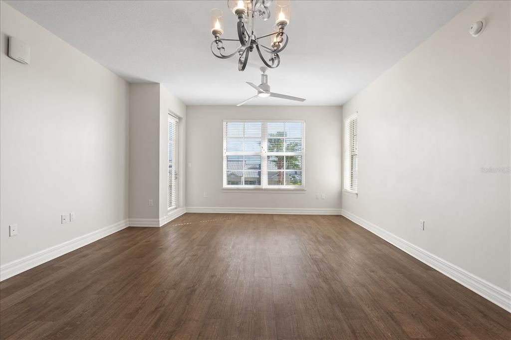 For Rent: $2,120 (2 beds, 2 baths, 1366 Square Feet)