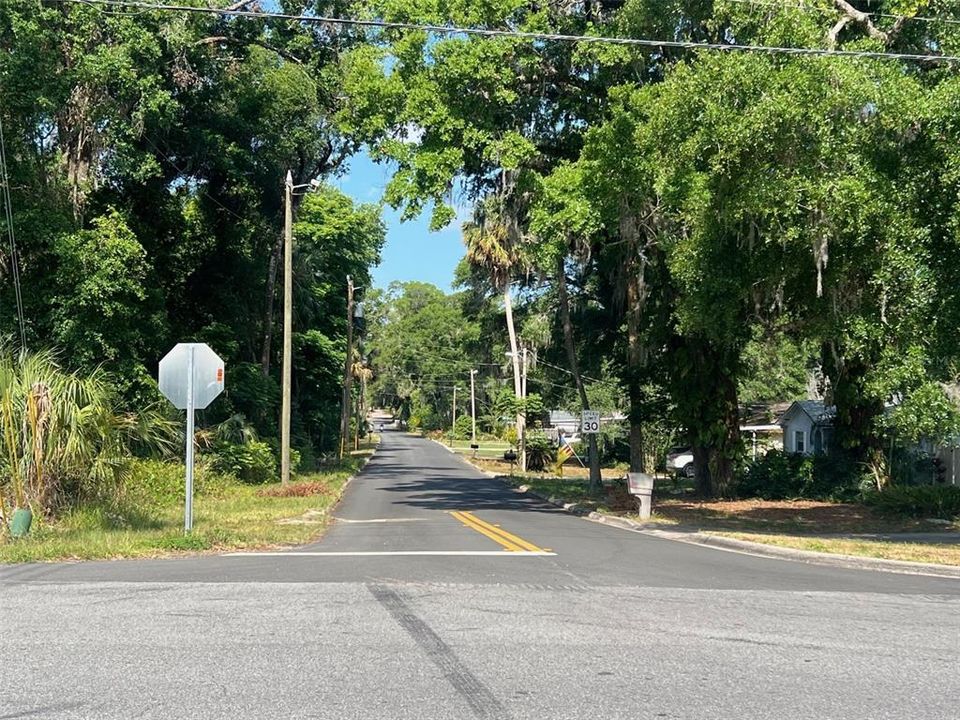 Под контрактом: $94,900 (1.07 acres)