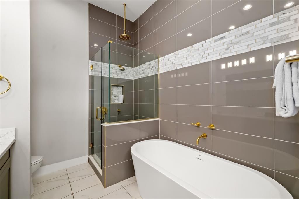 En Venta: $3,295,000 (10 camas, 9 baños, 7264 Pies cuadrados)