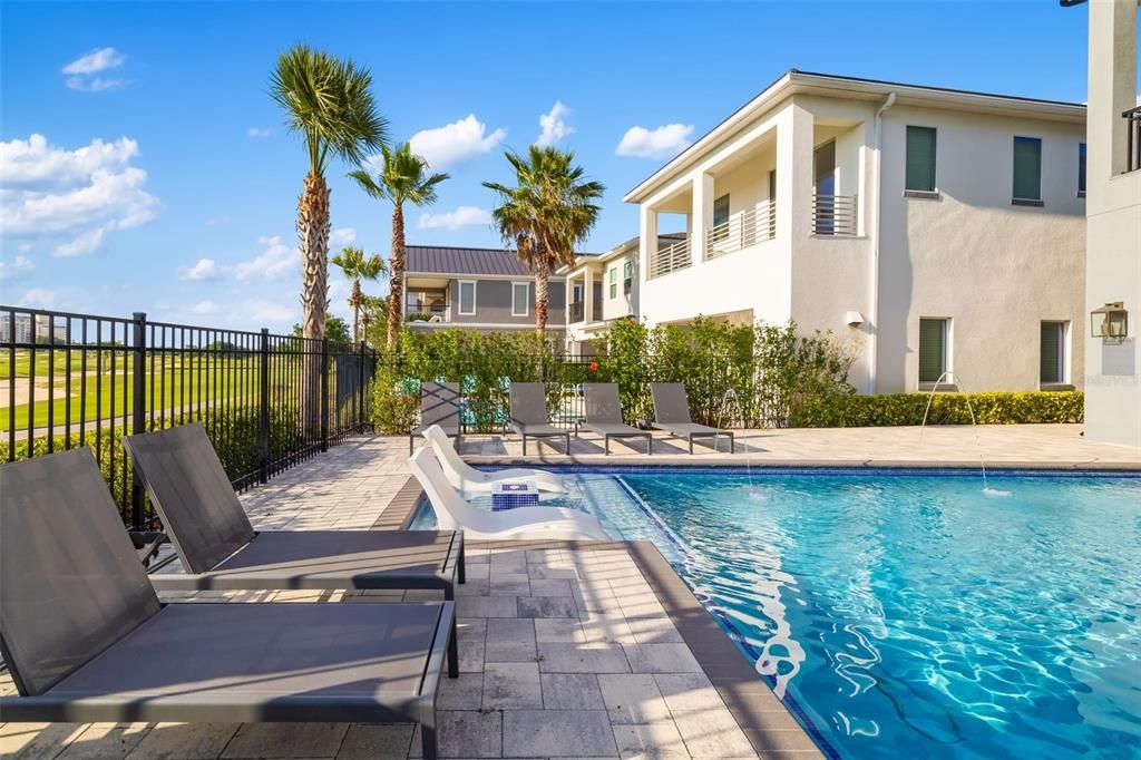 En Venta: $3,295,000 (10 camas, 9 baños, 7264 Pies cuadrados)