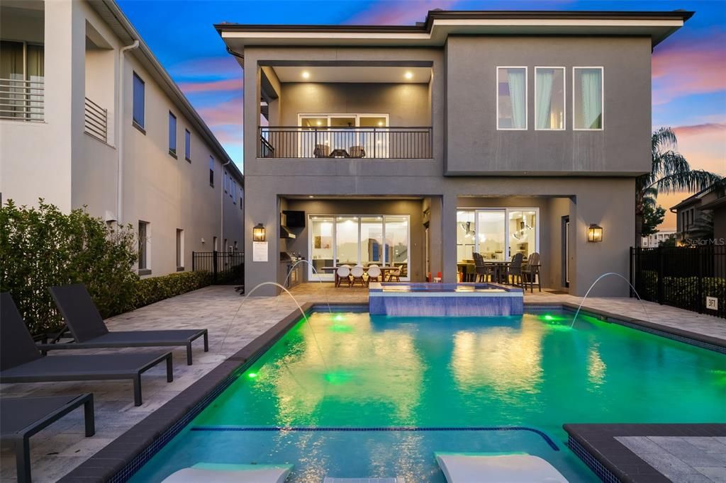 En Venta: $3,295,000 (10 camas, 9 baños, 7264 Pies cuadrados)