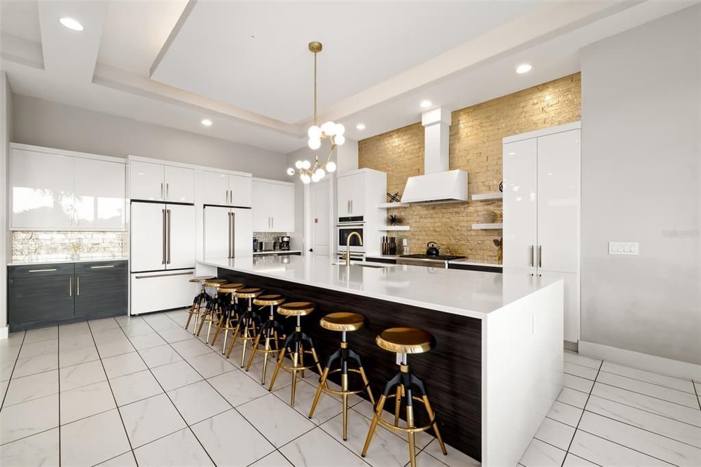 En Venta: $3,295,000 (10 camas, 9 baños, 7264 Pies cuadrados)