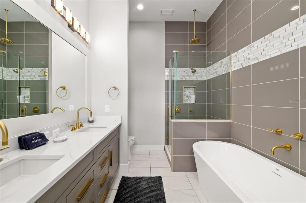 En Venta: $3,295,000 (10 camas, 9 baños, 7264 Pies cuadrados)