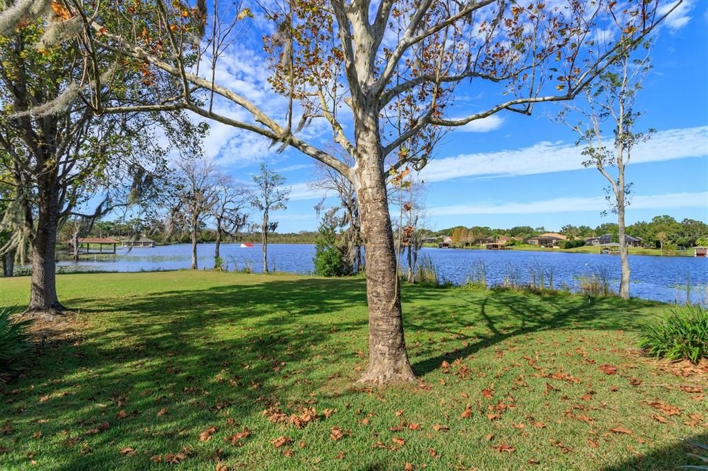 待售: $2,500,000 (5.00 acres)