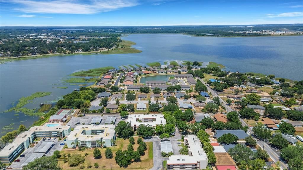 待售: $145,000 (2 贝兹, 2 浴室, 928 平方英尺)